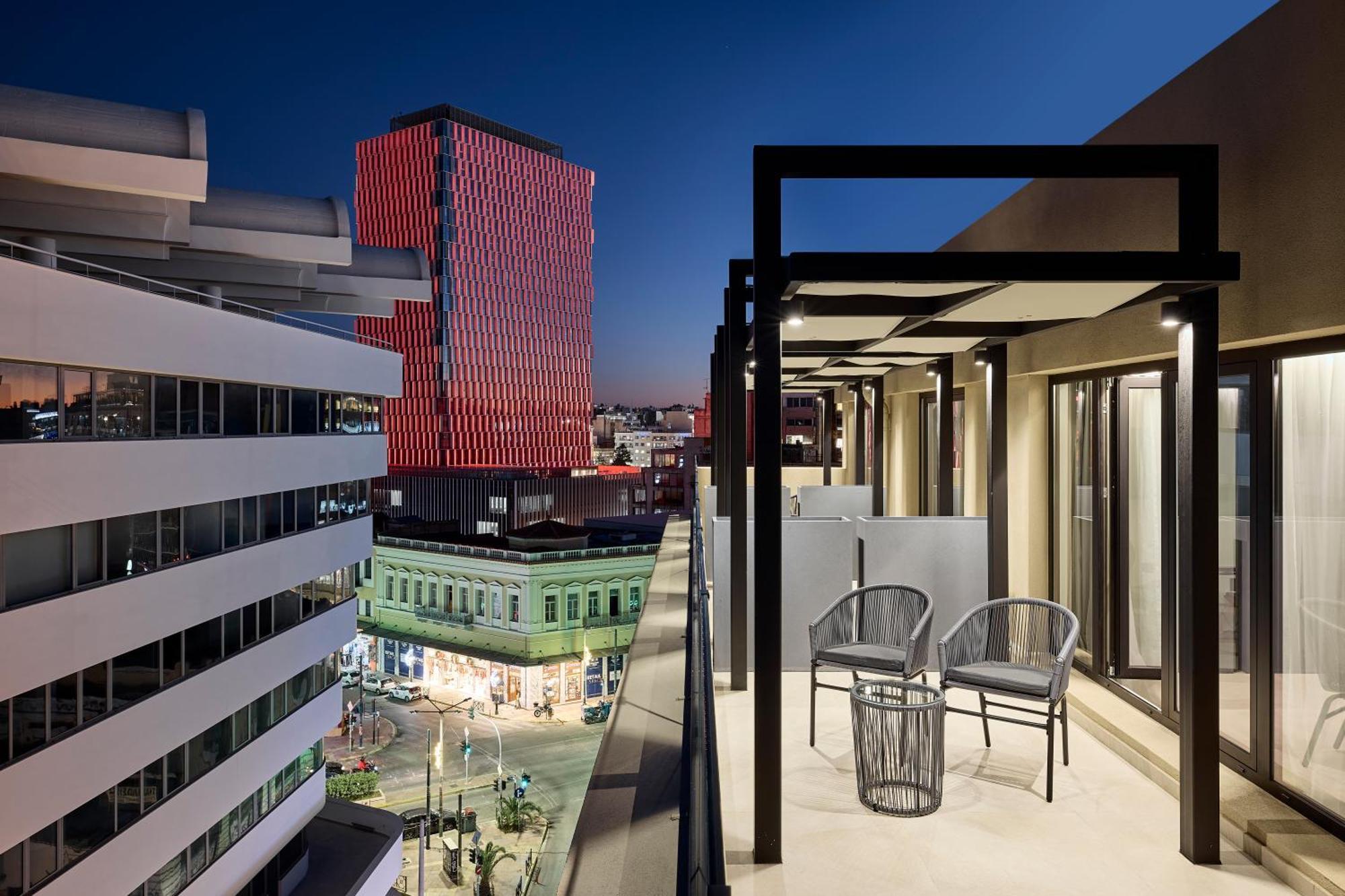 Athenarum Portus Life & Style Hotel بيرايوس الغرفة الصورة