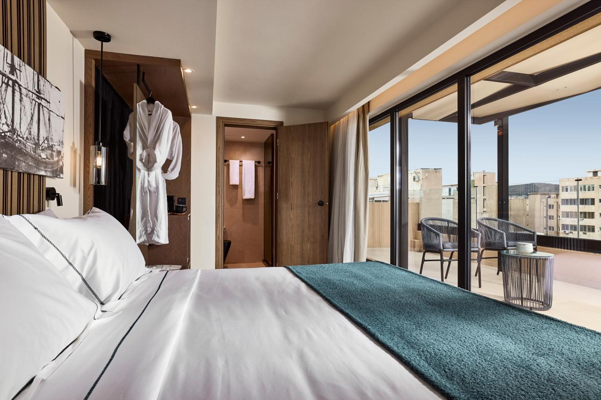 Athenarum Portus Life & Style Hotel بيرايوس الغرفة الصورة